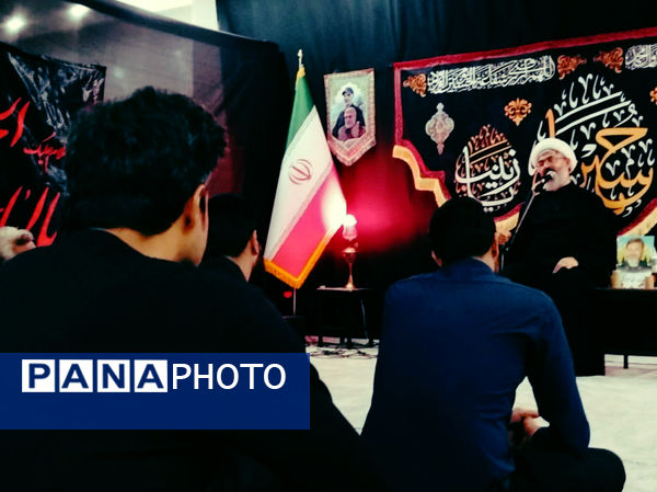 امام جمعه کاشمر در جمع عزاداران خانگی