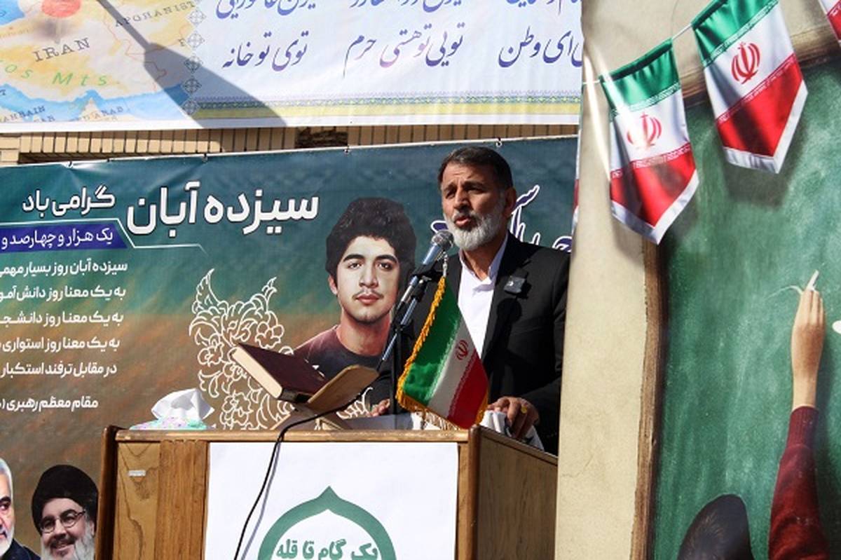 نیمی از جمعیت کشور نه جنگ را دیده‌اند و نه انقلاب را تجربه کرده‌اند