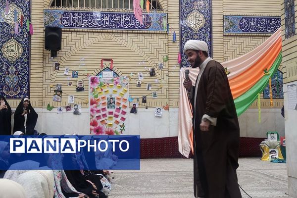 بازدید معاون پرورشی و تربیت بدنی ناحیه دو شهرری از مراسم اعتکاف دانش آموزی 