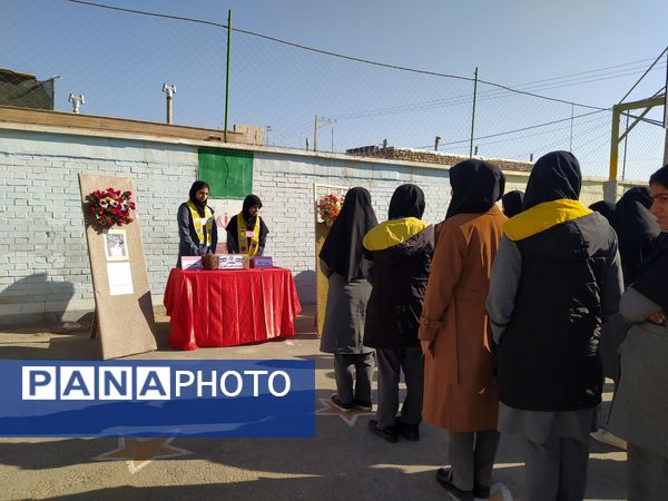 انتخابات شورای دانش آموزی در دبیرستان دخترانه امید 