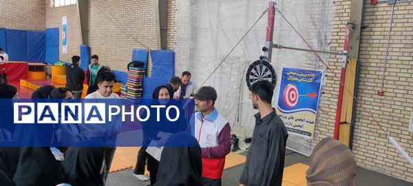 برگزاری مسابقه دارت در سازمان هلال احمر شیروان