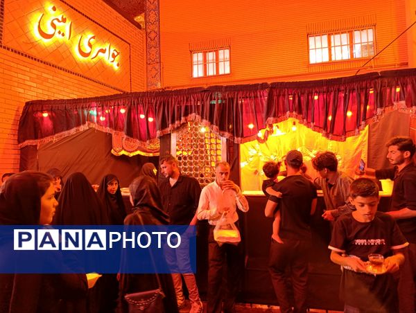 برگزاری مراسم عزاداری شب دوم  ماه محرم در تکیه ابوالفضلی نیشابور