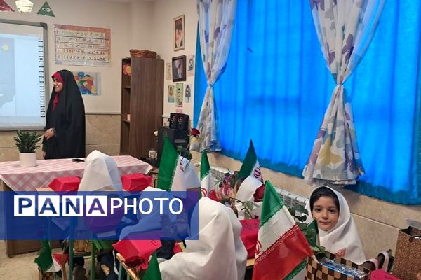 برگزاری جشن شکوفه ها با شعار توسعه عدالت برای ایران برای مدرسه در دبستان حضرت معصومه ناحیه یک شهرری