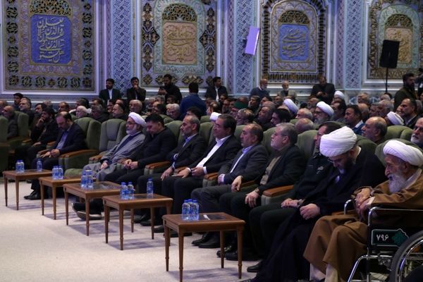 اختتامیه  بیست‌ودومین اجلاس بین‌المللی پیر غلامان حسینی در تالار قدس حرم رضوی