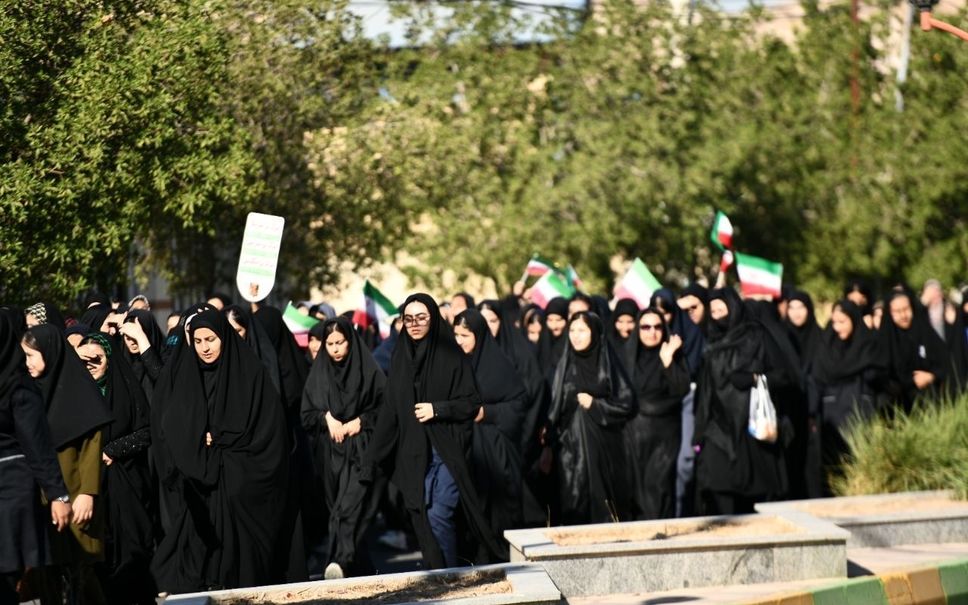 مردم غیور ماژین، تاج عزت بر سر تاریخ نهادند