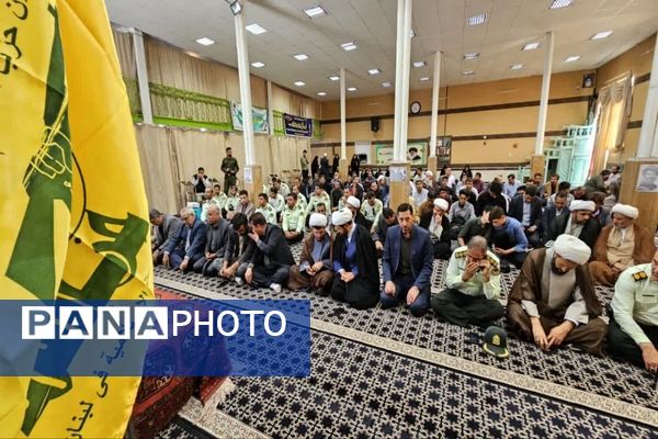 مراسم بزرگداشت شهدای مقاومت و نیروی انتظامی در شهرستان فاروج 