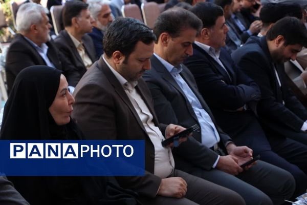 نشست خبری دومین اجلاس مجمع شهرهای تاریخی ایران در یزد 