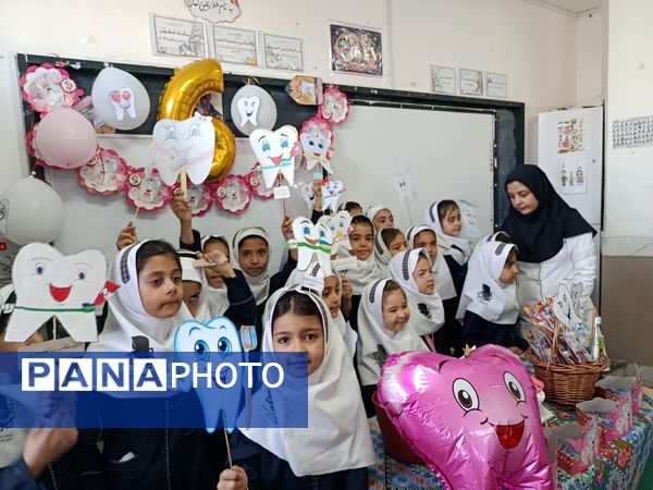 جشن دندان شماره شش و پویش دو دو تا یادت نره در دبستان عصمت باخرز