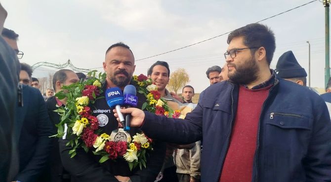 تجلیل از «جاوید فخری»، نایب قهرمان مسابقات جهانی ۲۰۲۵ در کنگاور