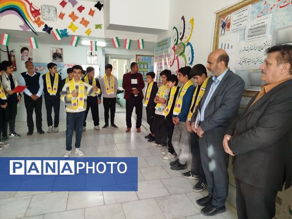 بازدید مسئول اتحادیه‌انجمن اسلامی مدارس شهرستان کاشمر از دبیرستان پسرانه سما 
