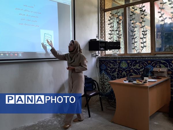 اختتامیه دوره ارتقاء مهارت‌های رابطان مشاوره نواحی هفت‌گانه مشهد و تبادکان