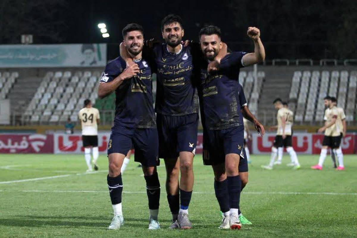 اوج هیجان در لیگ برتر ، چادرملو اردکان (۴) - (۴) شمس آذر قزوین