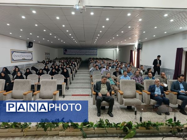 جلسه هماهنگی شروع سال تحصیلی با مدیران مدارس در شهرستان خلیل آباد 