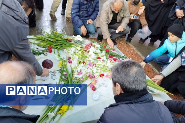 تجدید عهد با شهدا 