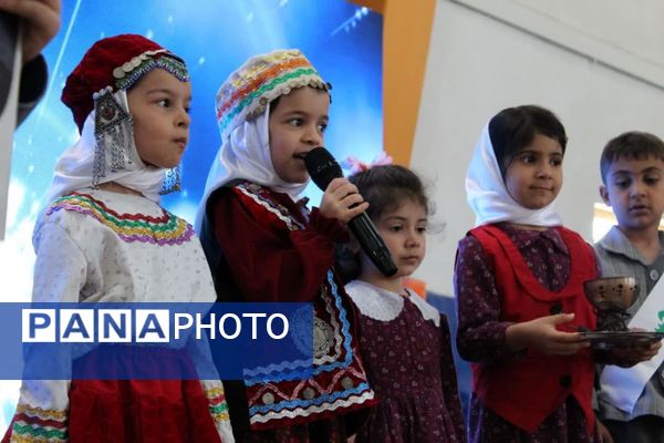 جشنواره هویت‌های ملی اسلامی کودکستان‌های شهرستان جاجرم