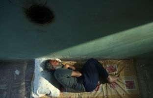 پوستر فیلم کوتاه «دریچه» رونمایی شد