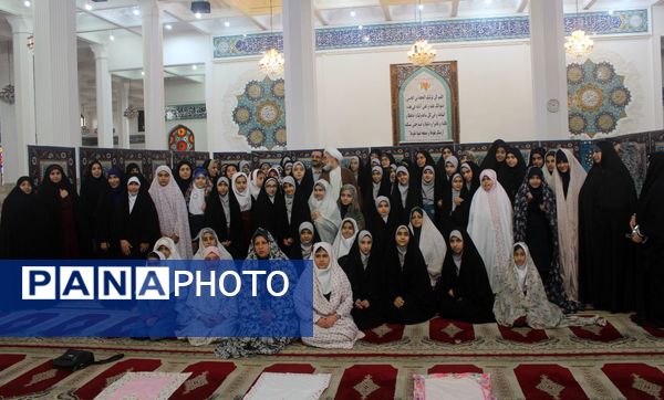 تجمع معنوی مادران و دختران در مصلی رشت