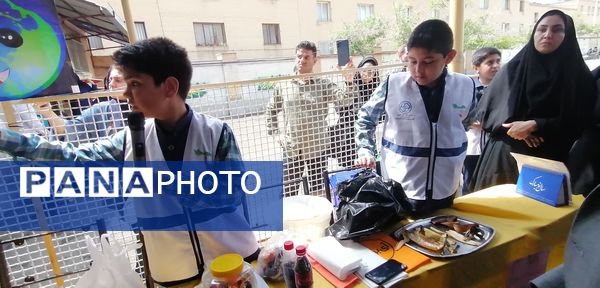 برنامه تجربه‌گردانی طرح مدرسه بدون پسماند در دبستان شهید رازدان ناحیه ۷ مشهد