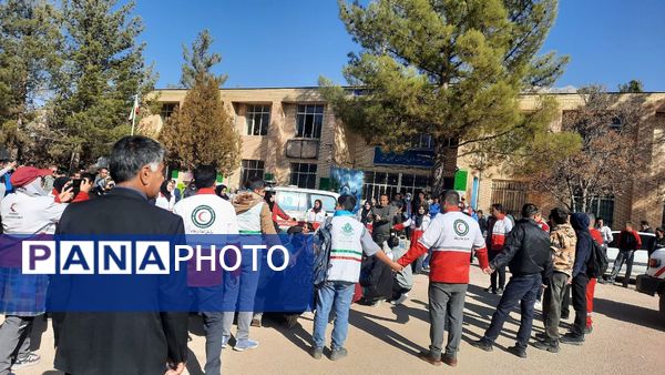 مانور سراسری زلزله در دبیرستان  پسرانه عشایر یاسوج 