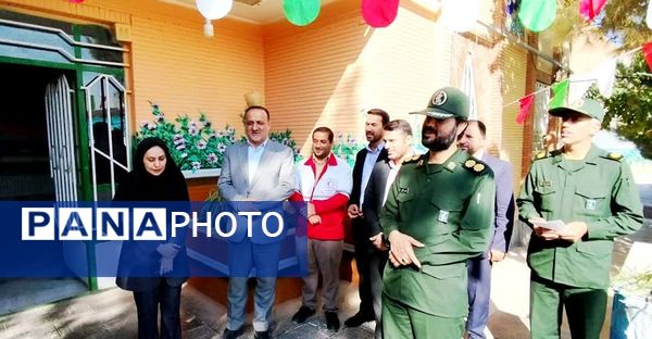 آیین نکوداشت و نواختن زنگ پدافند غیرعامل در شهرستان کلات