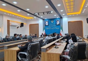 افتتاحیه جلسات تفسیر قرآن کریم ویژه فرهنگیان در مهریز 
