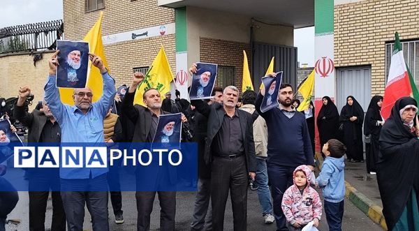 تجمع مردم کرج در محکومیت ترور رهبر مقاومت لبنان