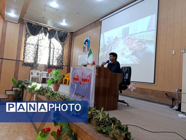 جلوه‌هایی از انتخابات انجمن اولیا دبستان معلم ۲ در آشخانه 
