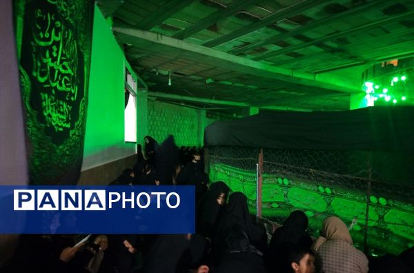 برگزاری مراسم شب سوم محرم به‌صورت باشکوه در مجمع انصارالحسین