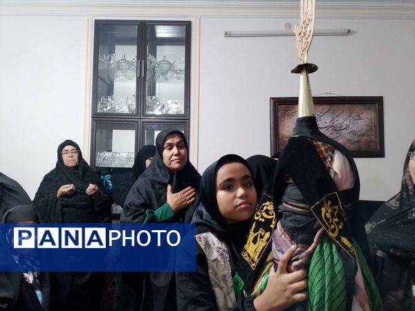 برگزاری مراسم عزاداری شب تاسوعای حسینی در روستای نقاب شهرستان خلیل آباد