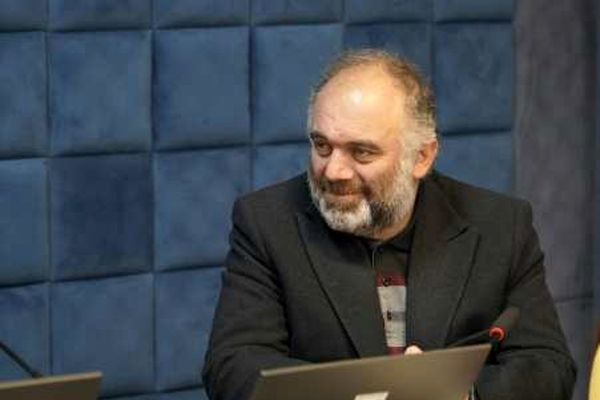 اعتکاف دانش‌آموزی فرصت راهبردی برای تعمیق تربیت دینی و معنوی است