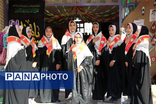 آیین نواختن زنگ استکبارستیزی در یوم‌الله 13 آبان