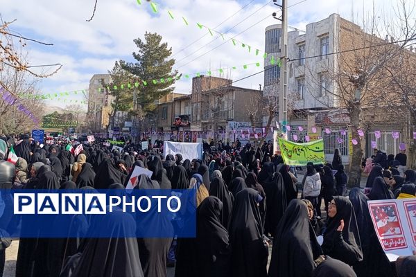 راهپیمایی باشکوه ۲۲ بهمن در اسلام آباد غرب