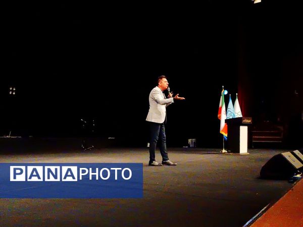 سومین جشنواره دانش‌آموزی تا آسمان