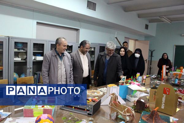  نمایشگاه هفته ماها در مدرسه امام موسی کاظم (ع)
