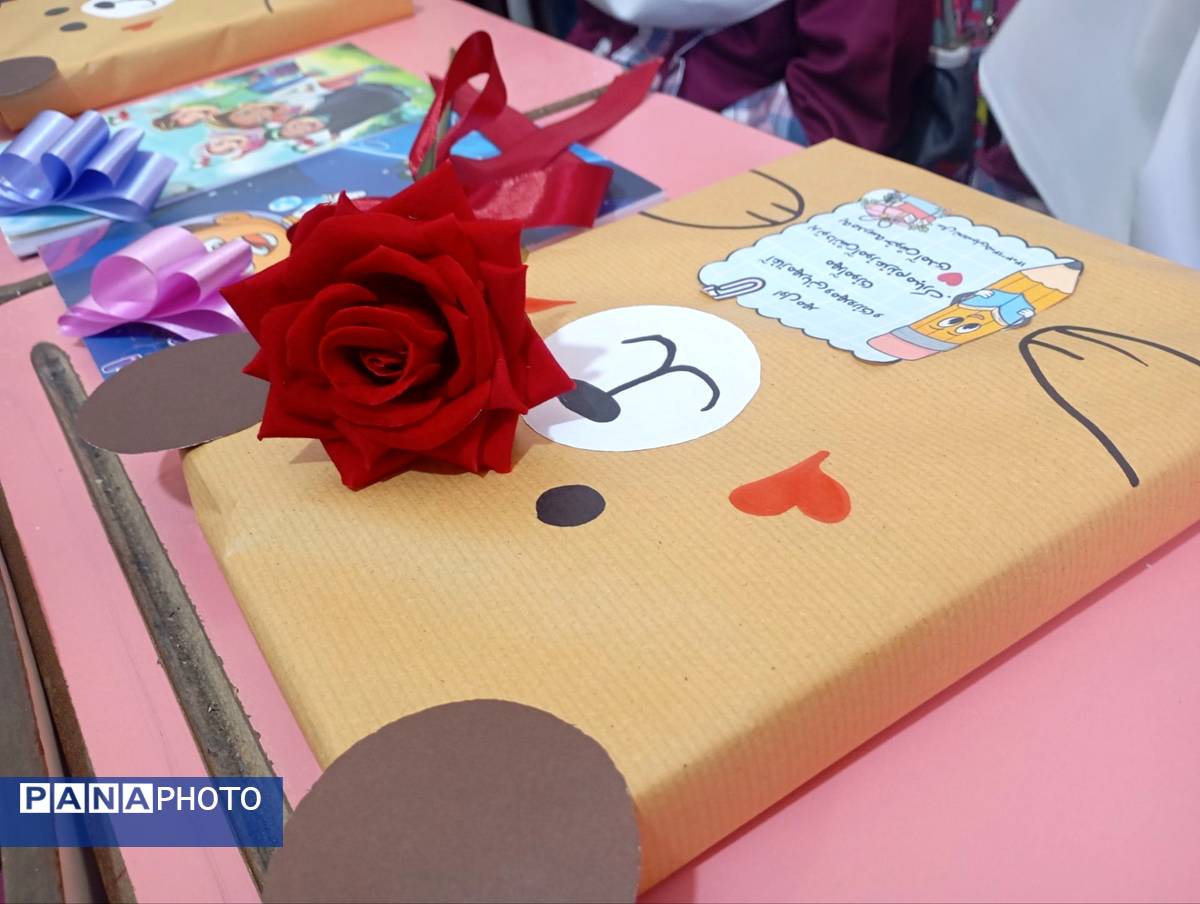 طلوع شکوفههای امید در دبستان امین زاده فاروج