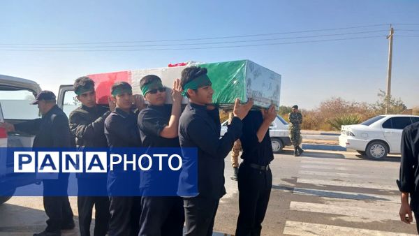 استقبال از شهید گمنام در دبیرستان شهید ذاکری زارچ