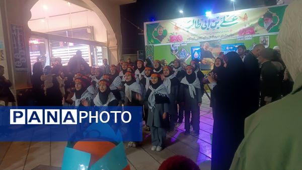 اجرای گروه های سرود در شهرستان کاشمر 