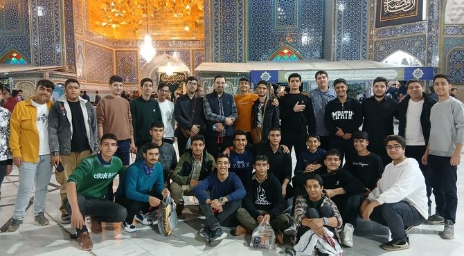 اردوی زیارتی حضرت معصومه«س» ویژه دانش‌آموزان برگزیده دبیرستان معلم ساوجبلاغ