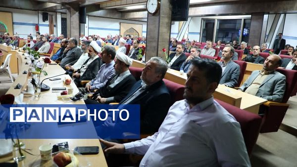مراسم بزرگداشت استاندار شهید پرواز اردیبهشت در قم