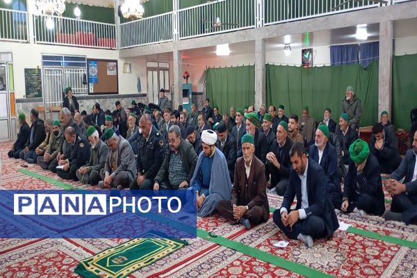 اقامه نماز جمعه در شهر بار نیشابور