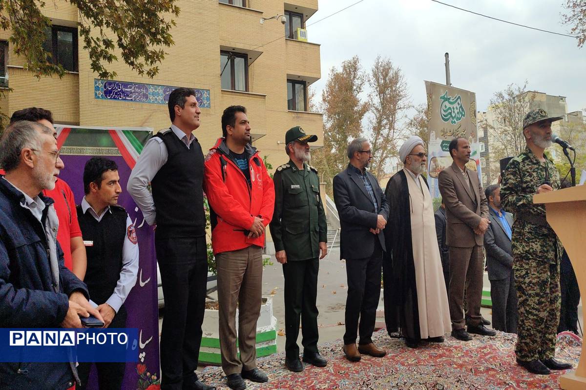 رزمایش گردان‌های بسیج فرهنگیان سپاه امام رضا (ع) در اداره‌کل آموزش و پرورش خراسان رضوی