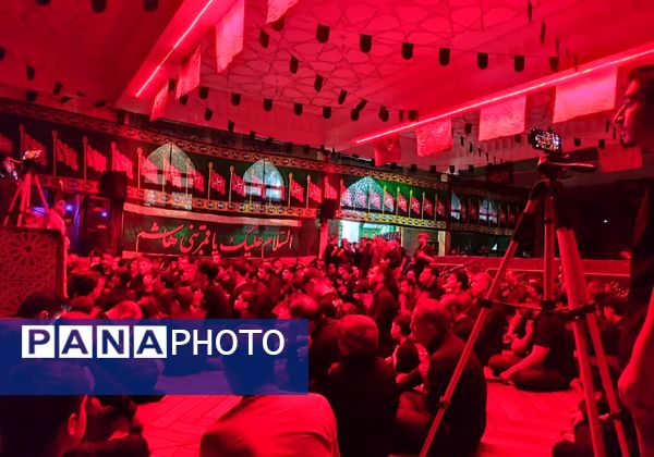 مراسم سوگواری ابا عبدالله در هیات رزمندگان اسلام شهرستان خرامه 
