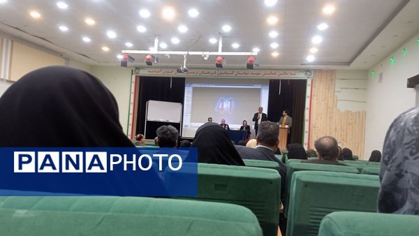 انتخابات شورای انجمن اولیا و مربیان شهرستان کاشمر در کانون لقمان