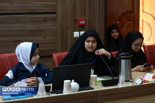 نشست صمیمی خبرنگاران پانا شهرستان‌های استان تهران با مدیرعامل خبرگزاری پانا