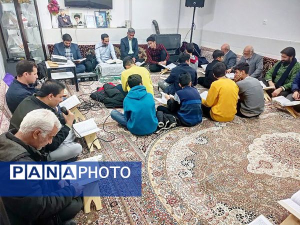 محفل انس با قرآن به‌مناسبت شهادت امام هادی(ع) در کاشمر