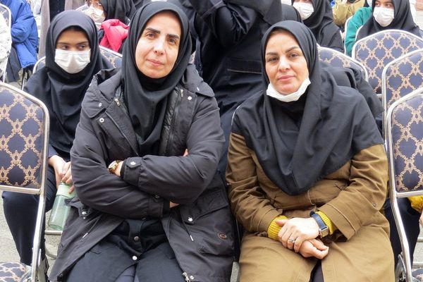 مراسم هفته پژوهش در دبیرستان بانو عفت آهنگری شهرری