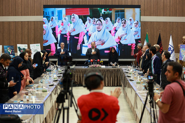 نشست خبری معاون پرورشی و فرهنگی وزیر آموزش‌وپرورش