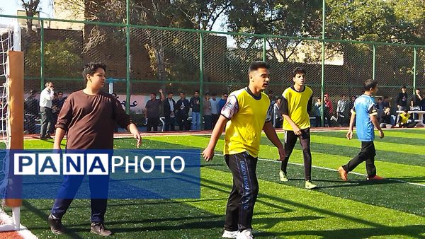 روز اول از مسابقات فوتبال المپیاد ورزشی دبیرستان شاهد ابوذر غفاری نیشابور 