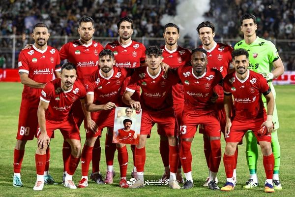 هاشمیان در پرسپولیس هیچ کاره است؛ بازیکنان برای وحید تکلیف تعیین می‌کردند/ دلالی در پرسپولیس موج می‌زند