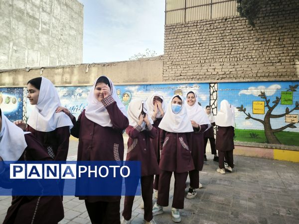 وارنیش فلوراید در دبستان شطیطه2